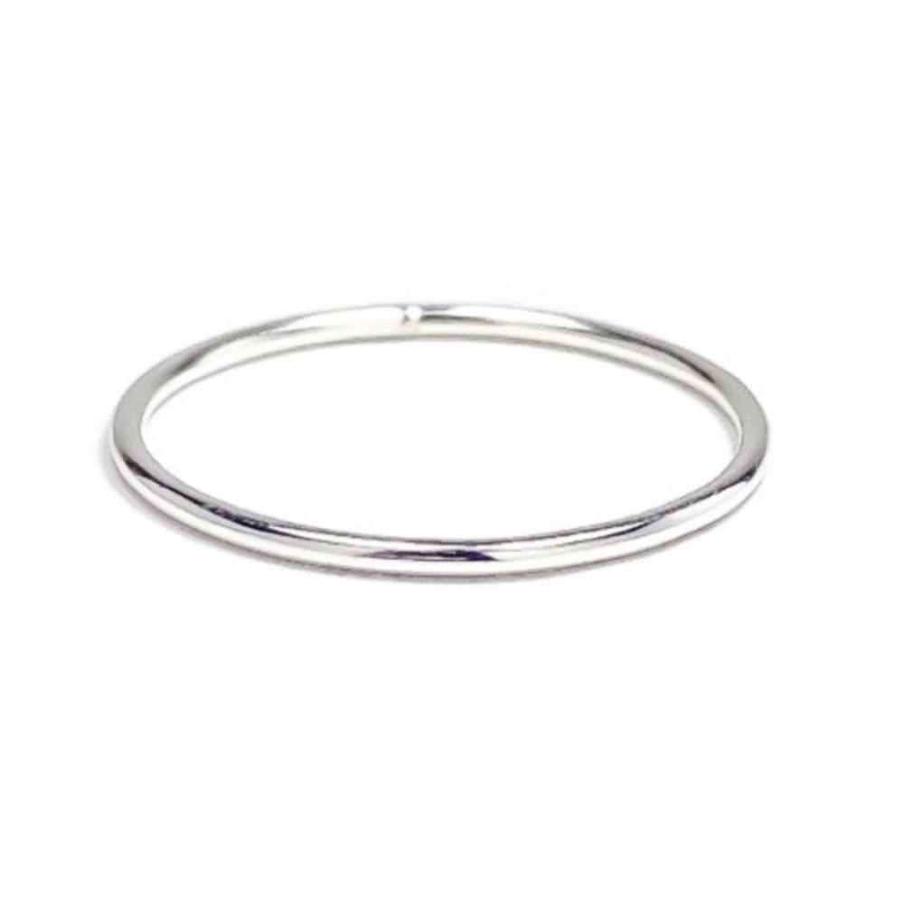 1mm- 925 sterling silver smooth ring band. Minimalist ring. Simple everyday ring